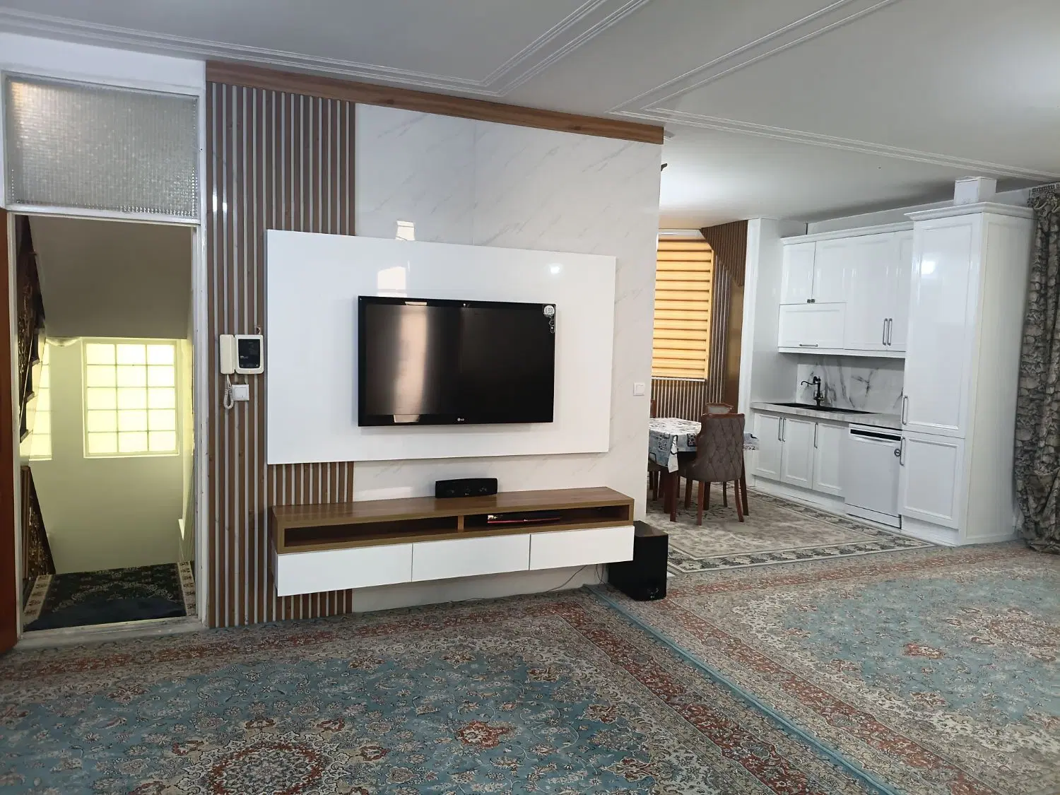 خونه ویلایی تمیز و مرتب ۱۵۰ متر .حیاط دار