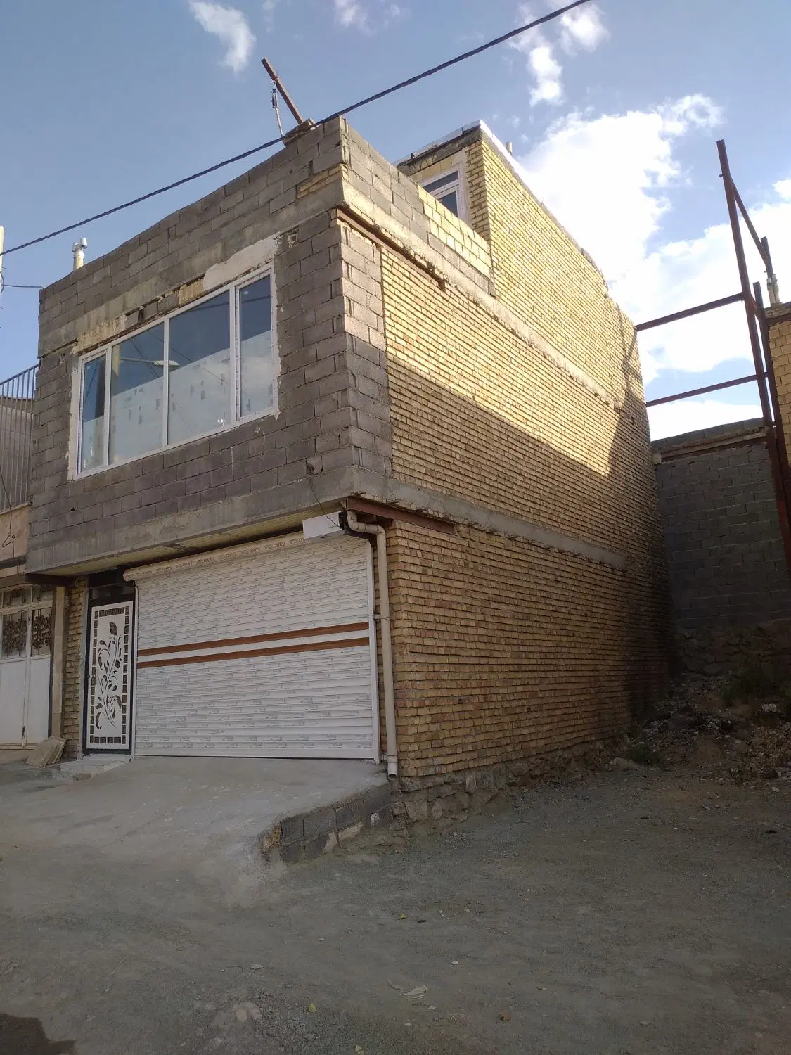 خانه ۶۰ متری پارکینگ دار