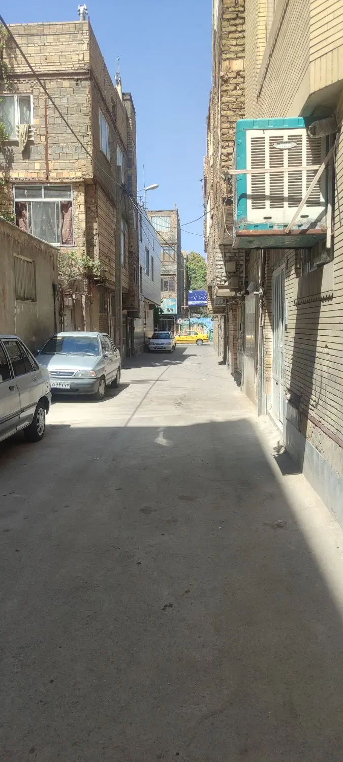 هوایی فروشی در توس ۵۲
