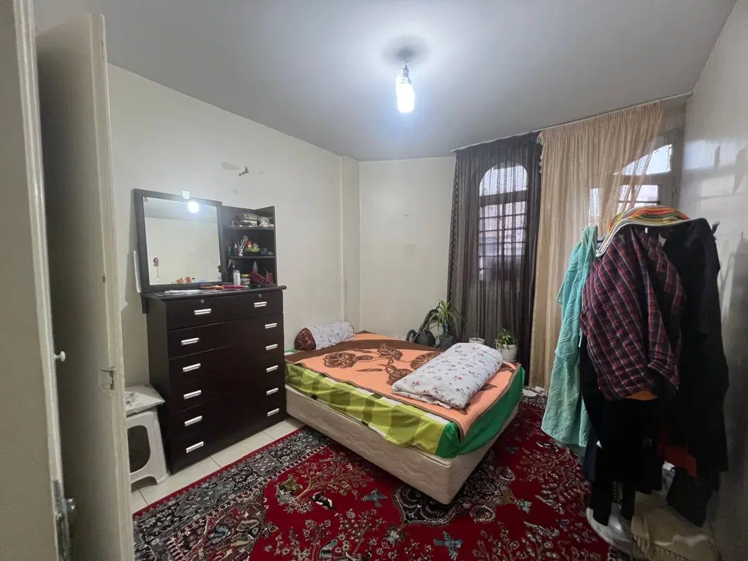 ۷۵ متر .پلیس .اجاره دار.۲ خواب.پارکینگدار
