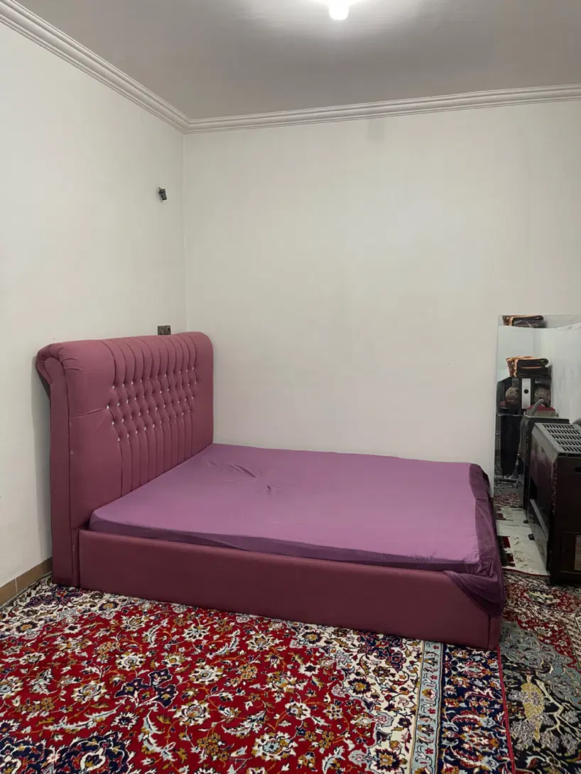 ۱۰۰ متر تک خوابه نزدیک بازار اصلی بانه
