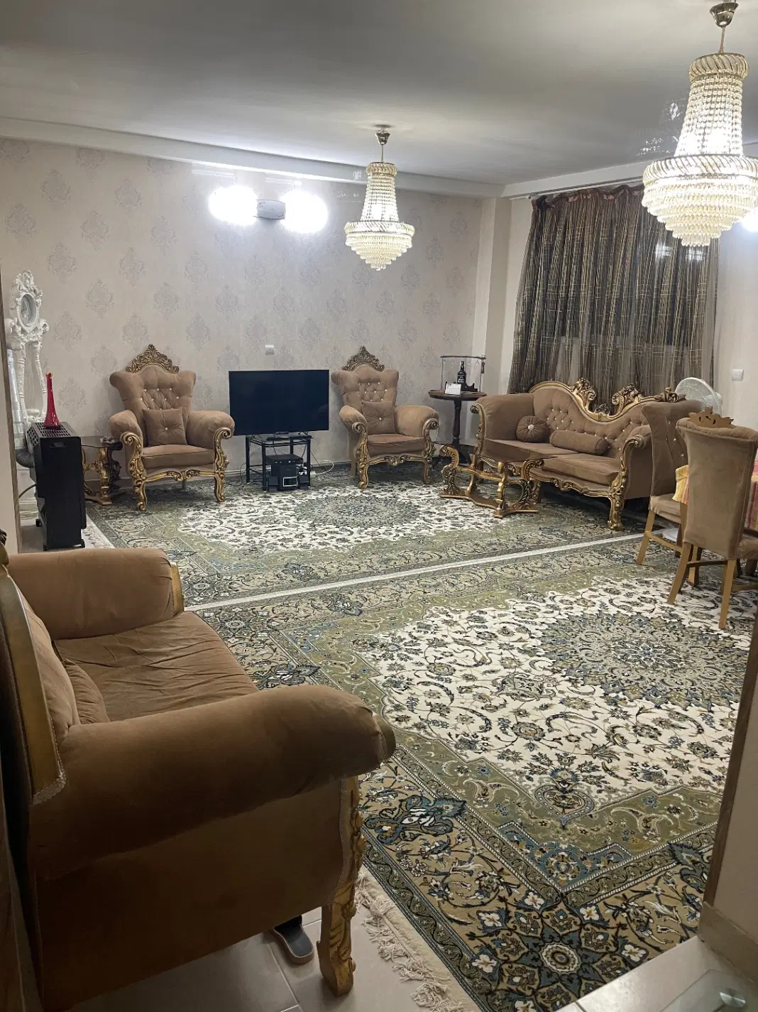 آپارتمان دلباز و پرنور شهمیرزاد قیمت مناسب