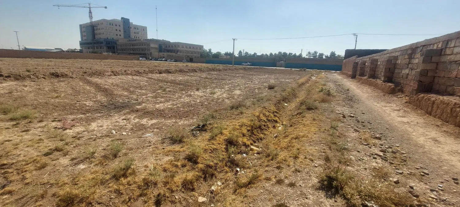 زمین مخصوص ساخت تجاری و اداری
