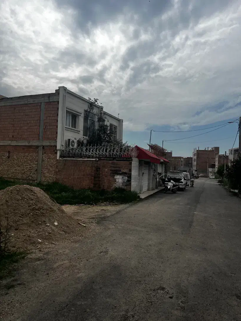 زمین مسکونی