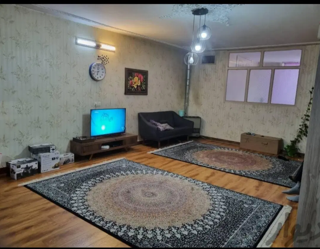 واحد ۷۰ متری فاز ۲ رستاخیز با پارکینگ و انباری ط۱