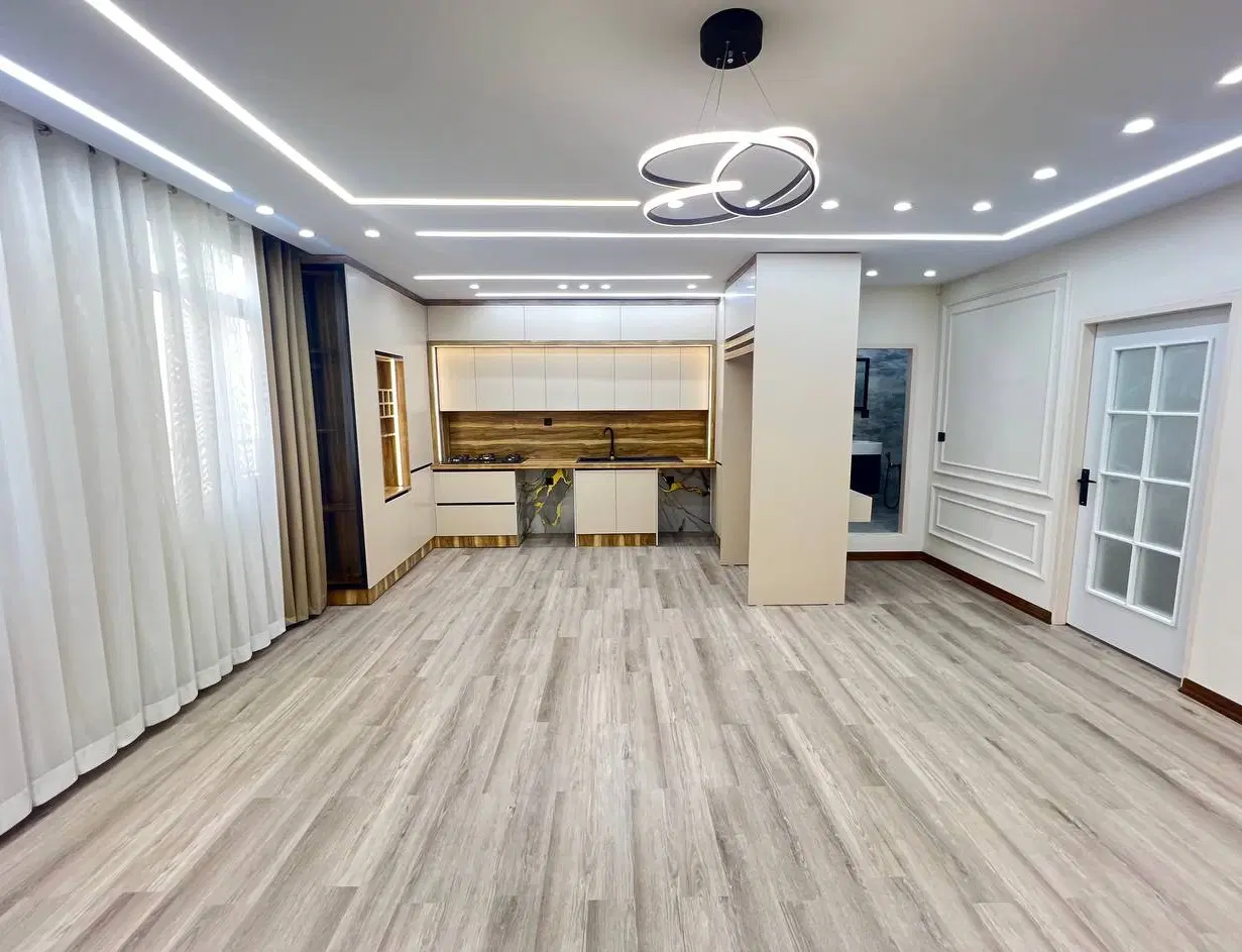 مغازه در بورس پوشاک کرج