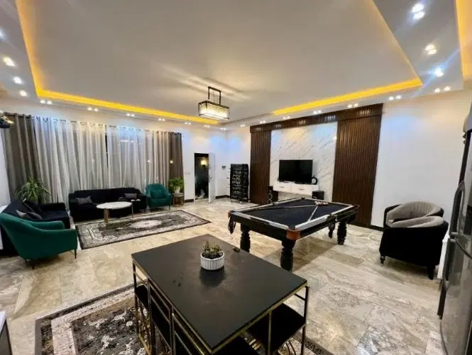 اپارتمان ۹۵ متری سند دار