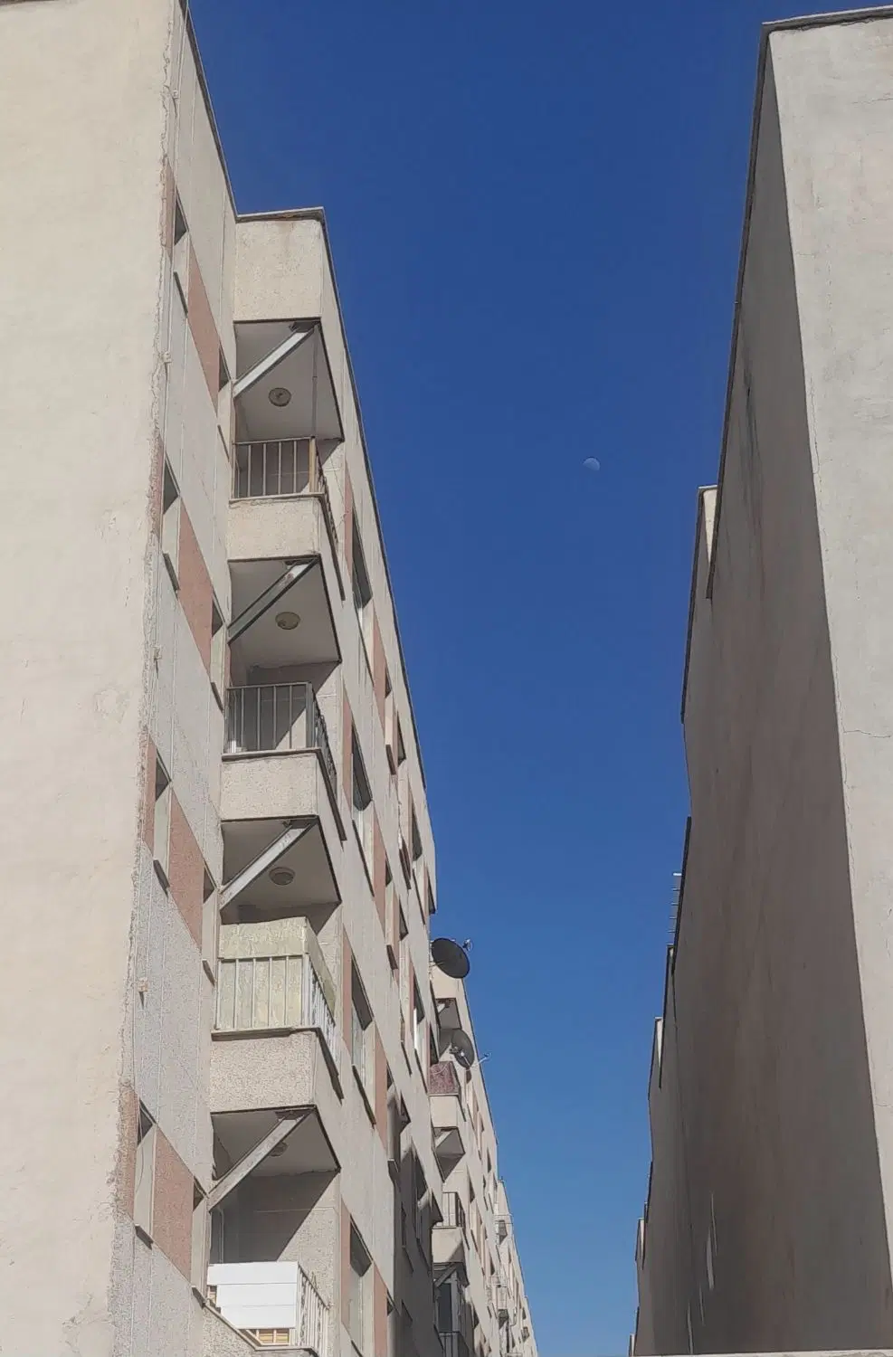 معاوضه آپارتمان در مهر آرا
