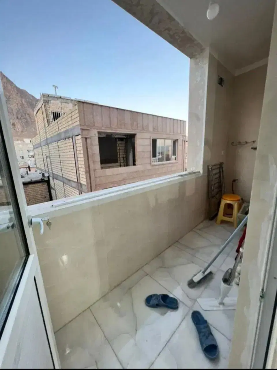 اپارتمان ۷۵متری شهرک شهرداری