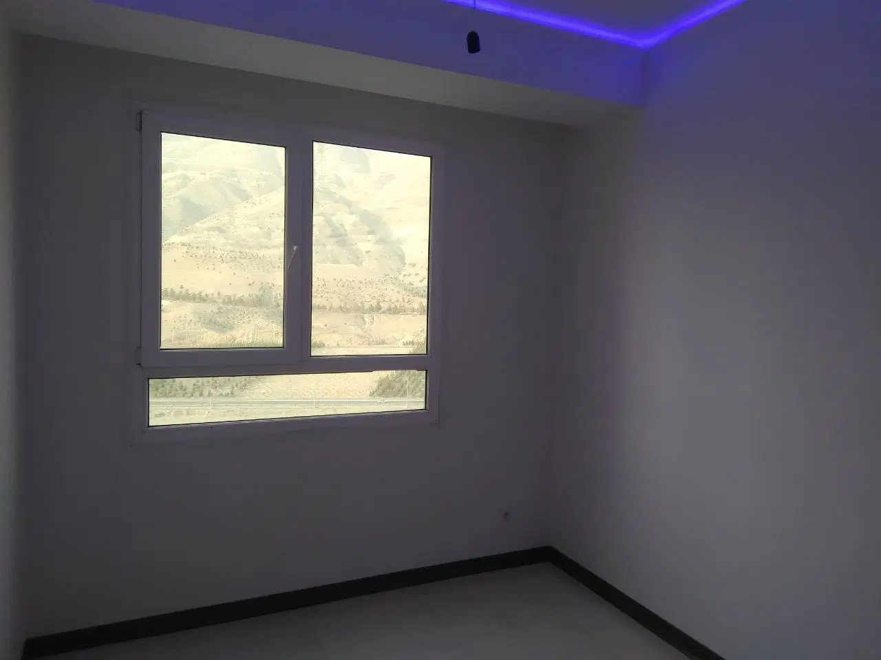 ۱۲۷متری سه خوابه  بدون مشرف