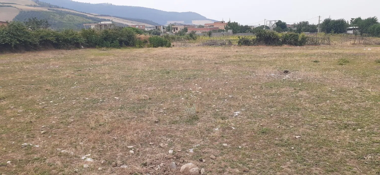 زمین فروشی