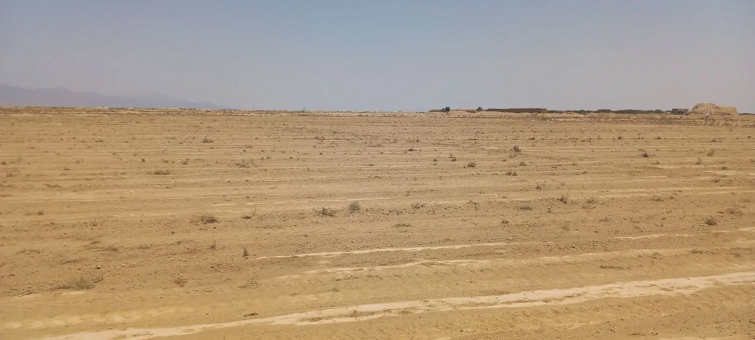 زمین ۴هکتار