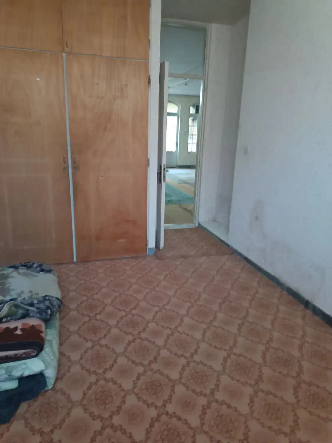 خانه ویلایی جنوبی زیر زمین