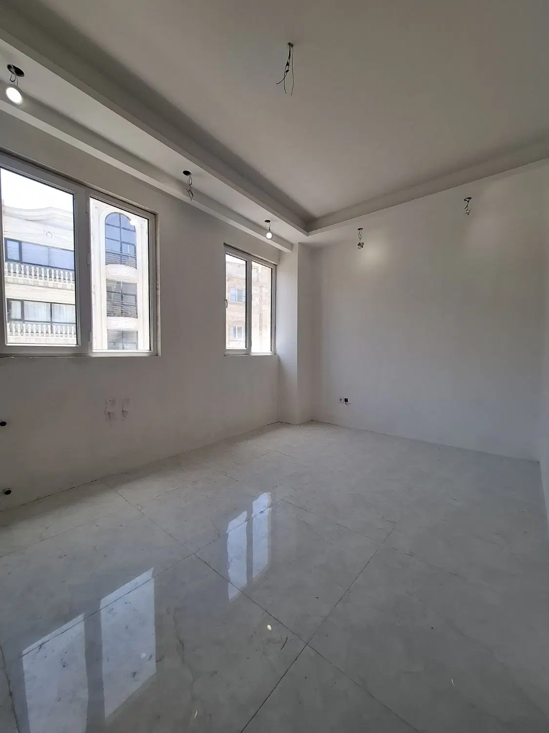 ۱۲۵ متر ۲ خوابه فازیک