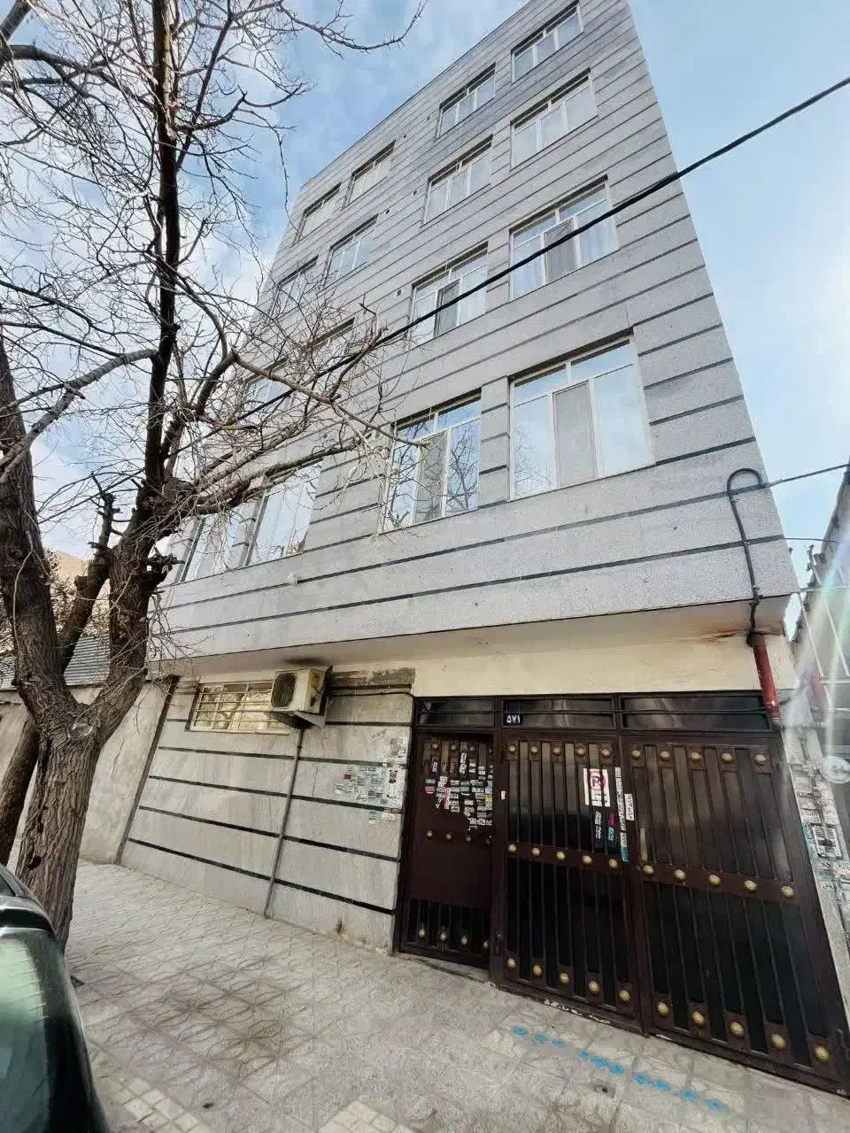 اپارتمان ۷۵ متر طبقه دوم اسانسور تراس
