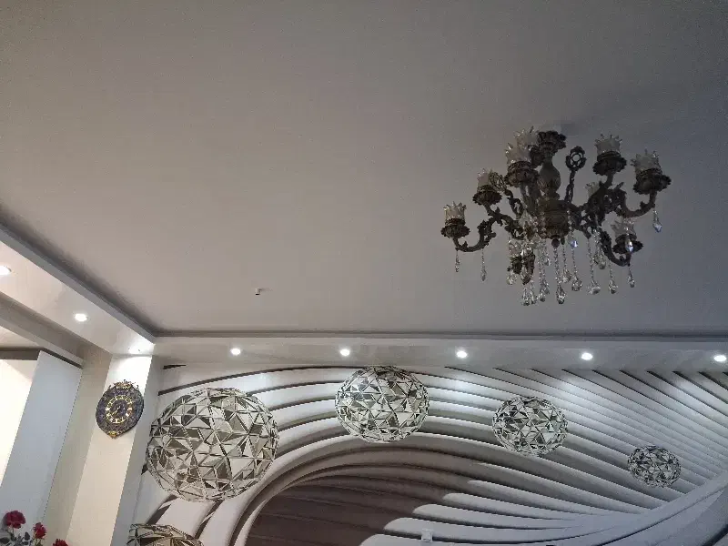 سه خوابه نوسازحمزه جنوبی کلاه مال