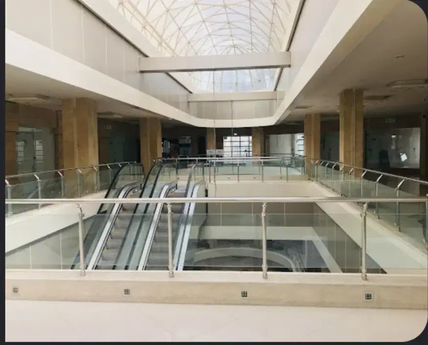 مغازه تجاری