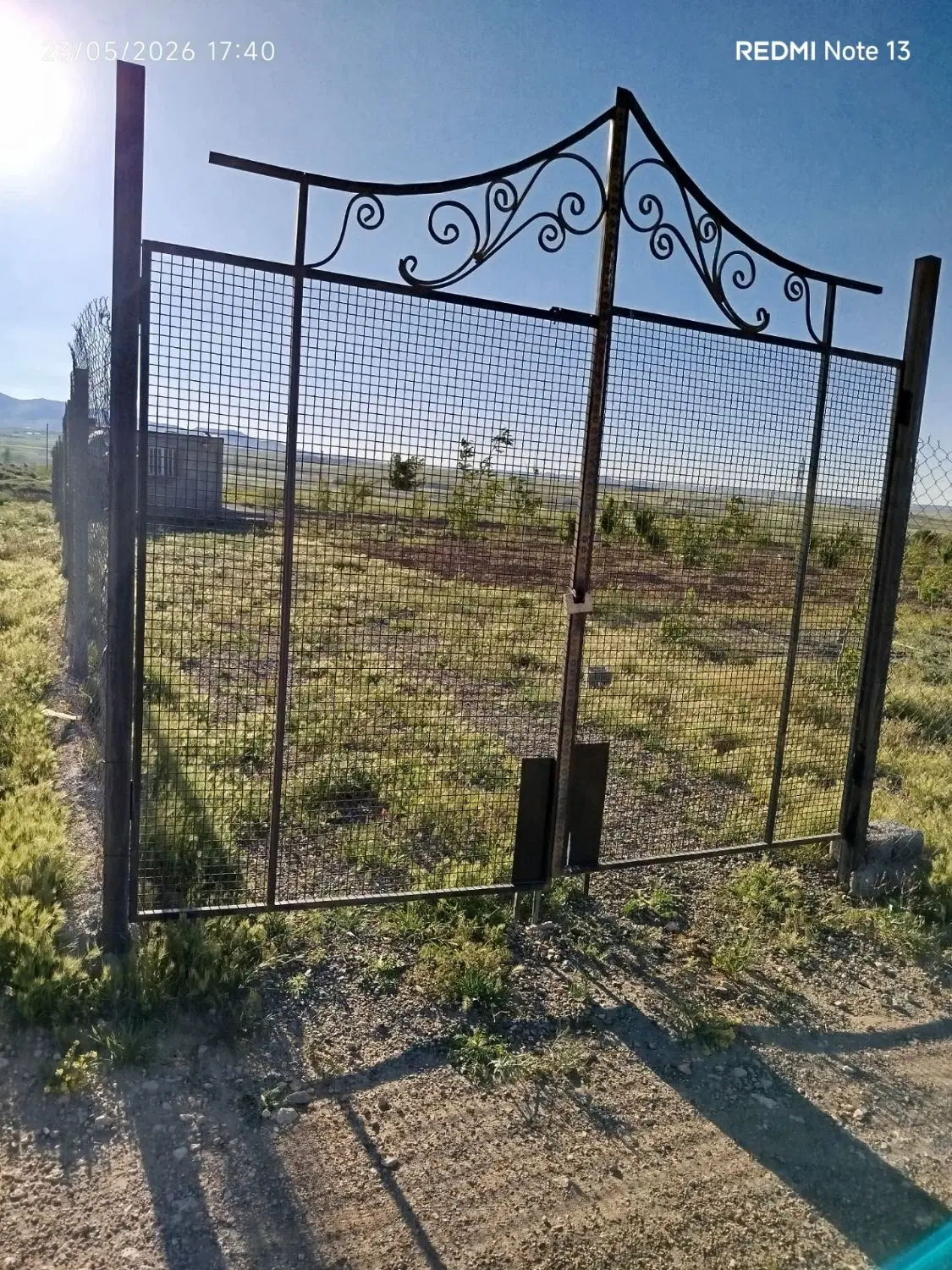 باغ ۲۰۰۰متری در روستای آبرومند وسیمین