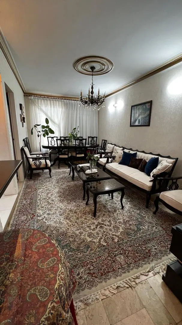 ۷۲ متر* سالن پرده خور* ابراهیمی جنوبی