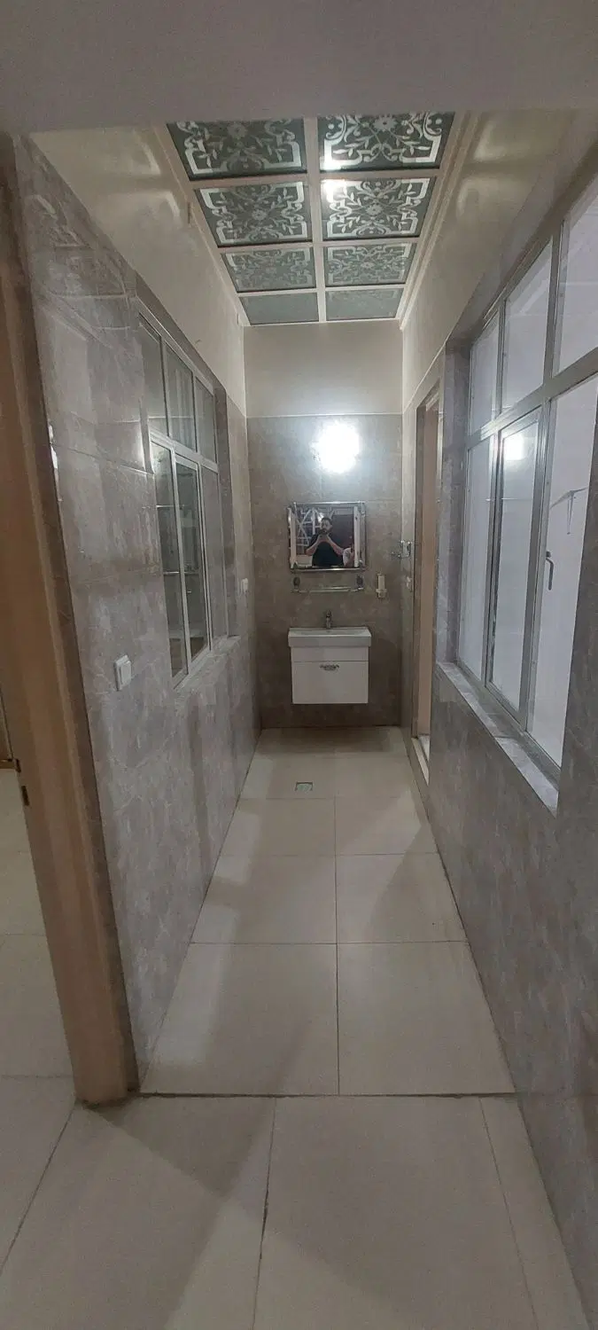 آپارتمان ۱۰۰ متری چهارراه سیدالشهدا