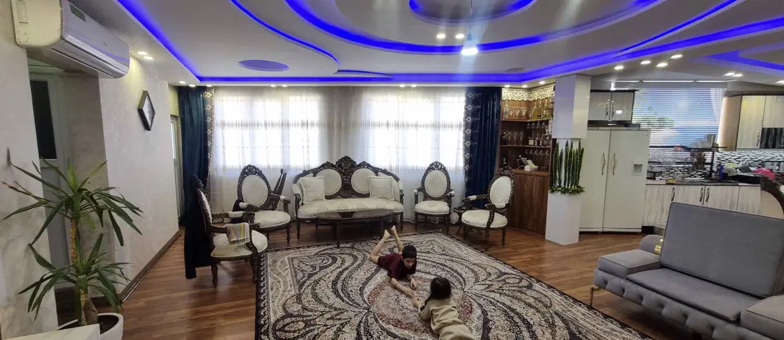 فروش آپارتمان ۱۰۰ متری شیک و مرتب ، در بومهن ،