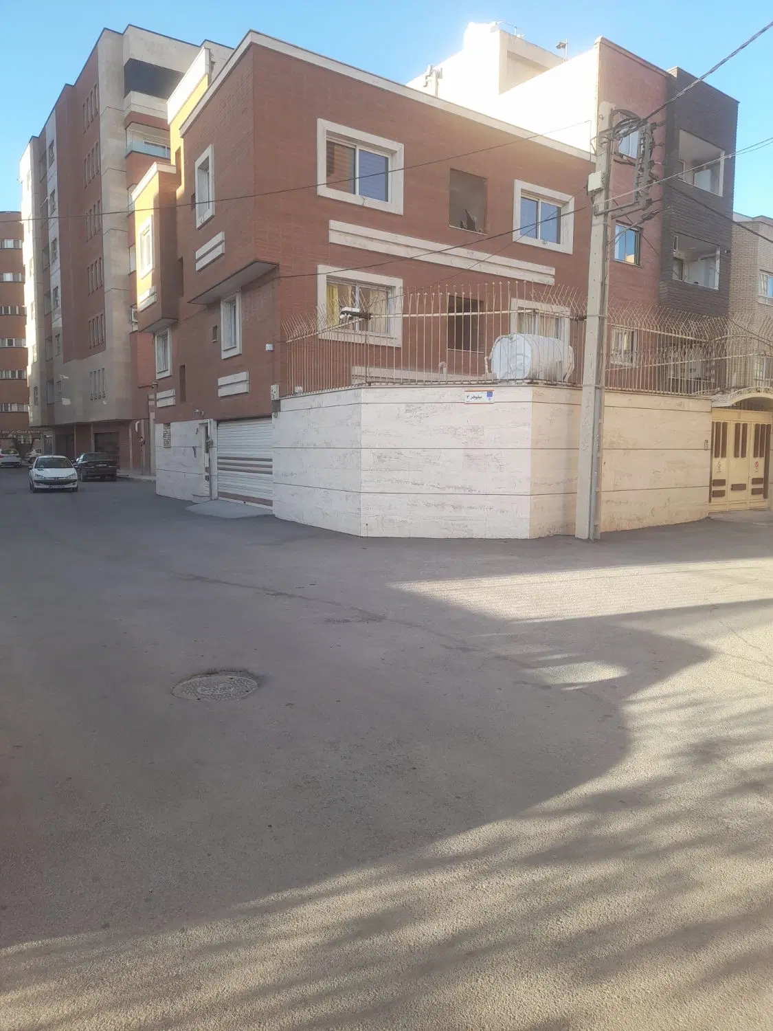 منزل ۳طبقه دونبش