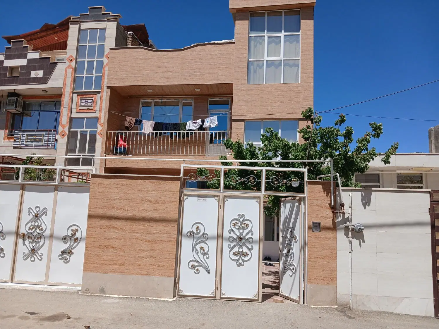 خانه ۱۶۸ متری شهرک مهدیه
