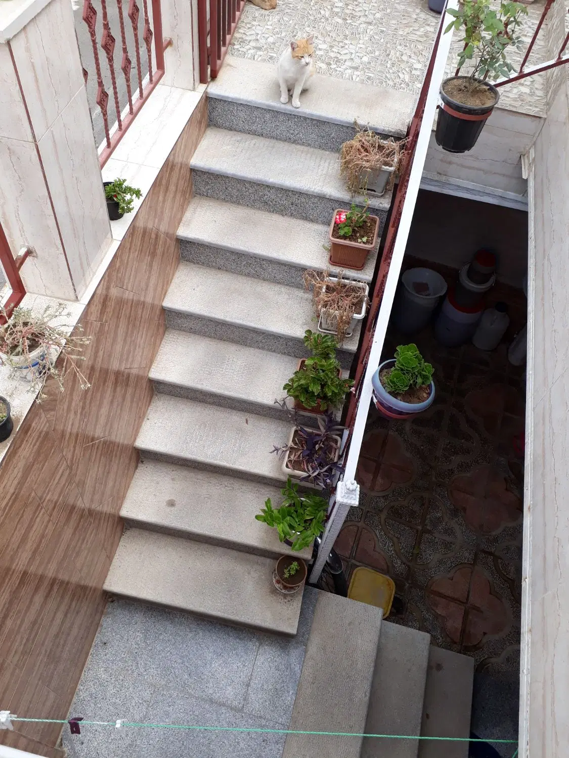 خانه دوطبقه رودبارزیتون(هم فروش هم‌معاوضه)