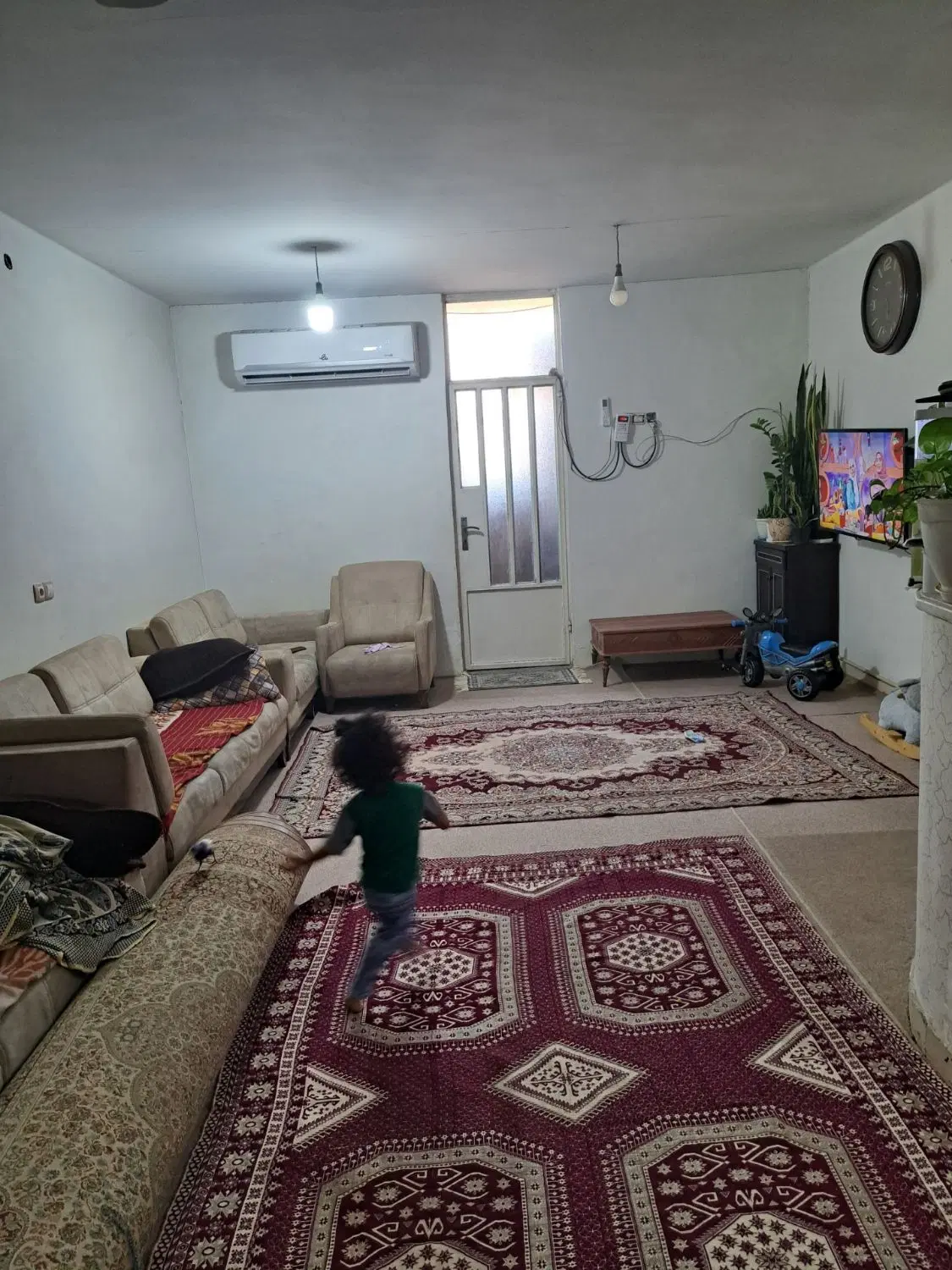 آپارتمان ۸۷ متری در خیابان خوانساری