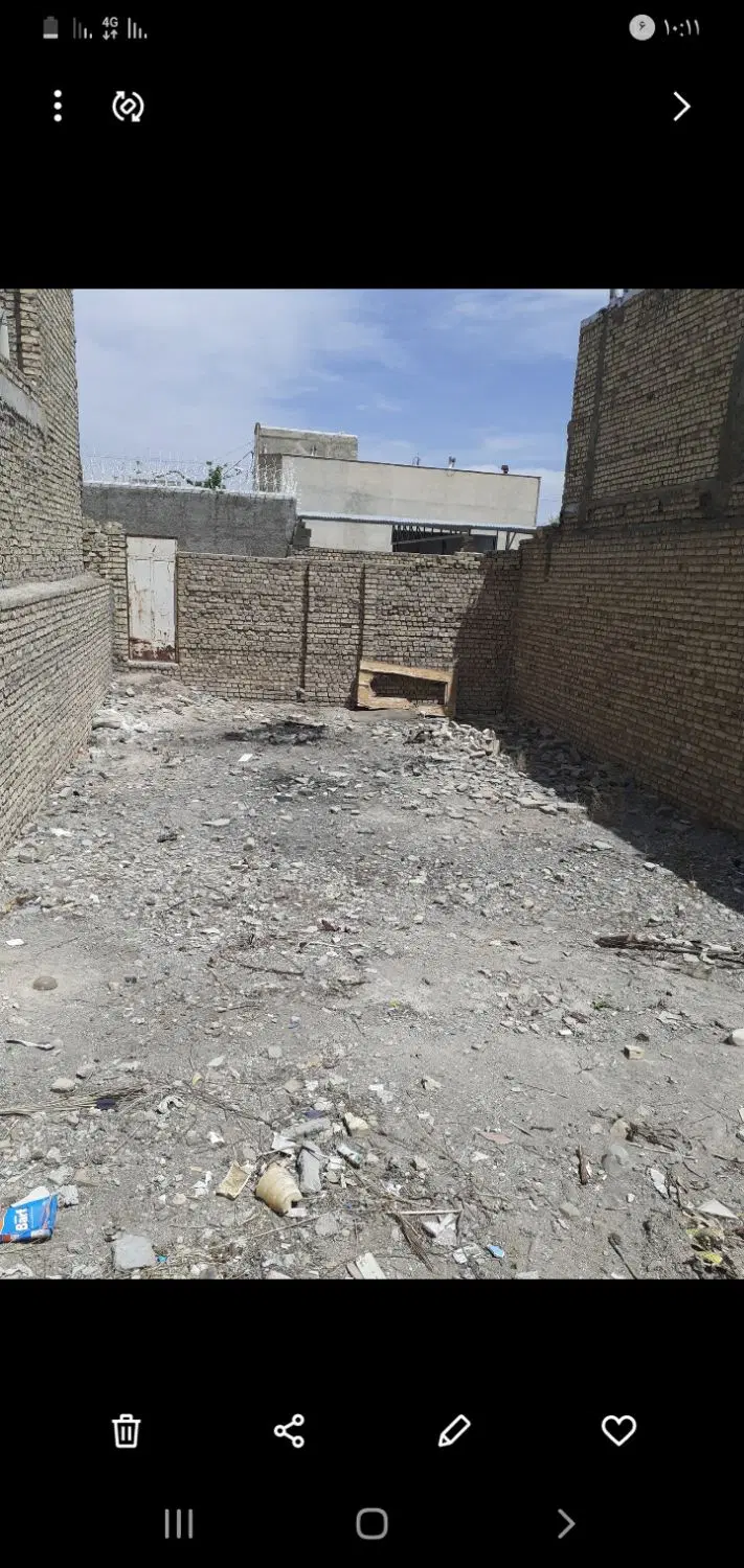 زمین چهاردیواری مولنجان