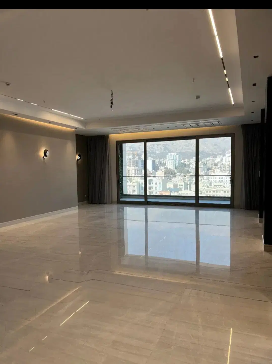 آپارتمان سه خوابه مجتمع کم واحد دو بلکس