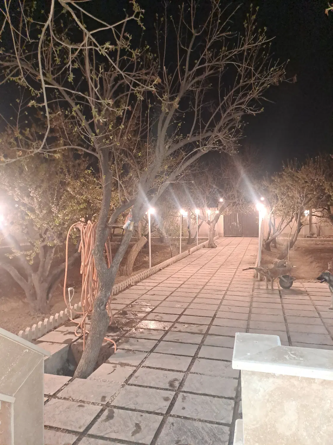 ویلا باغ 1030 متری  معاوضه با کشنده اف اچ 500 ا