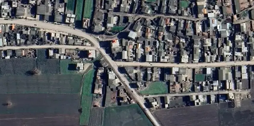 ۱۰۰۰ متر زمین مسکونی داخل بافت روستای چنارقشلاق