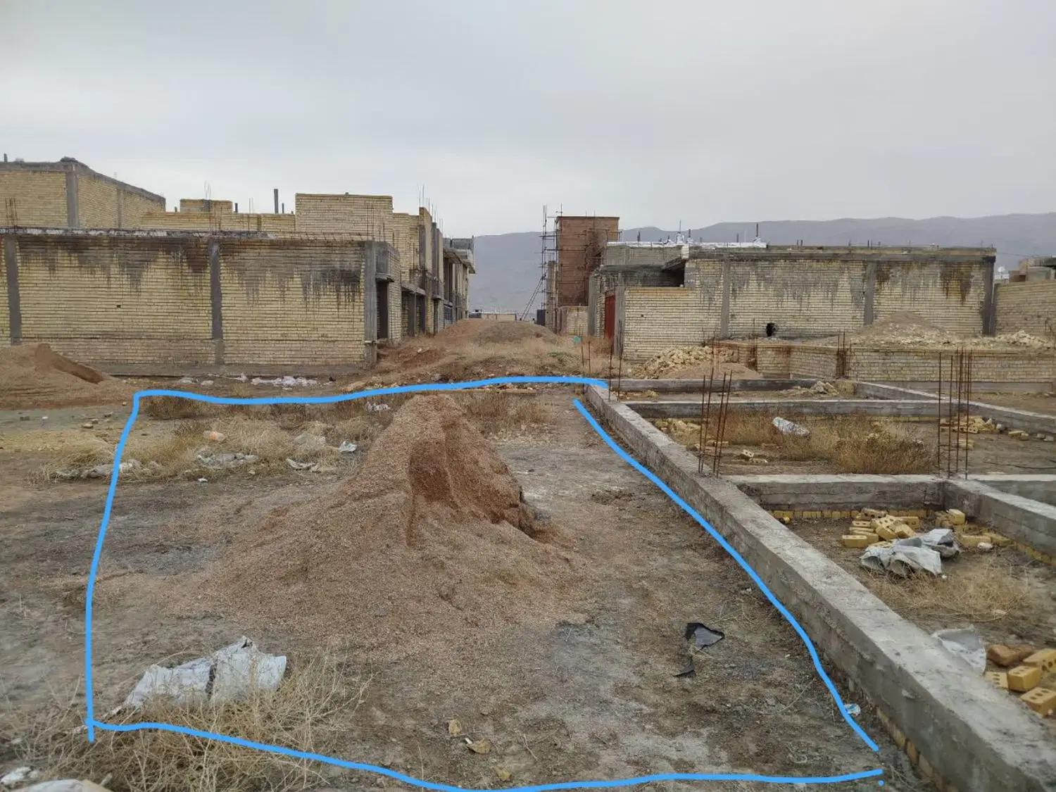 زمین مسکونی واقع در کرونی طرح هادی