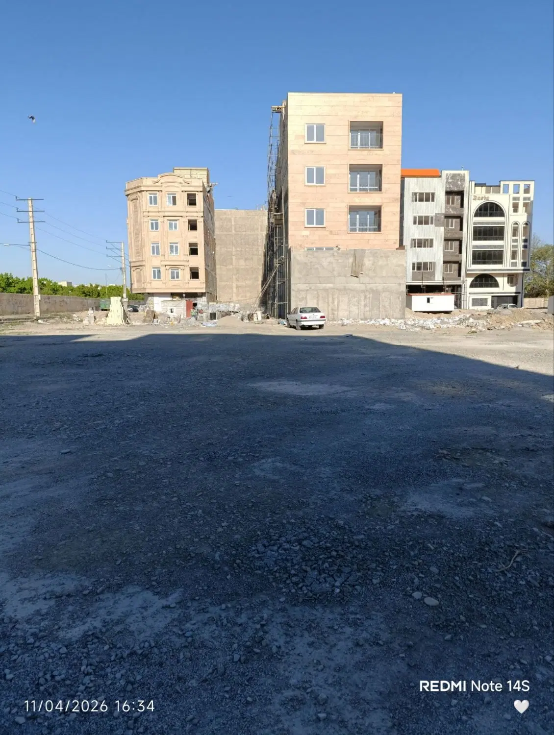 زمین مسکونی موقعیت در غرب
