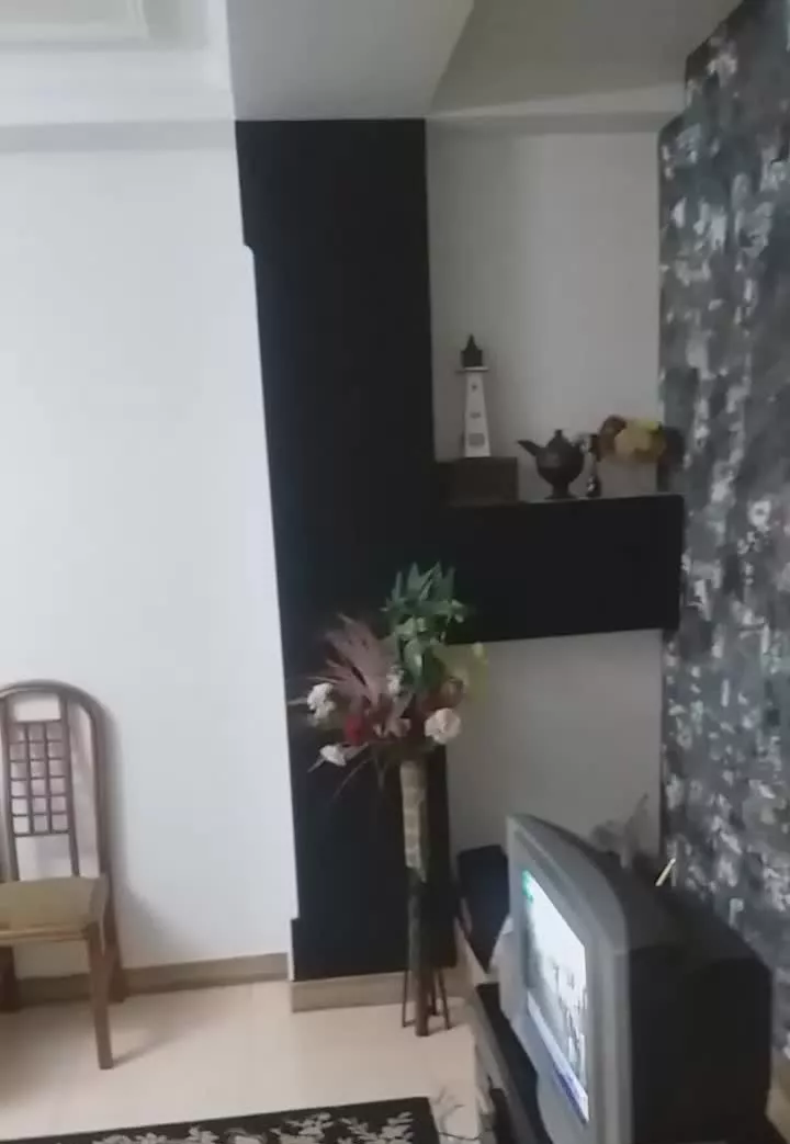 هم خونه خانم