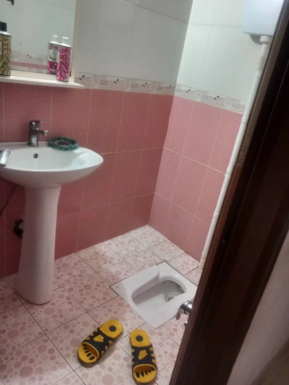 منزل مسکونی دو طبقه
