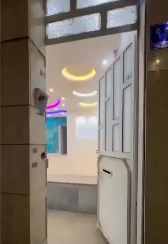 ملک مناسب اداری،آموزشگاه،آرایشگاه بر خیابان شیرودی