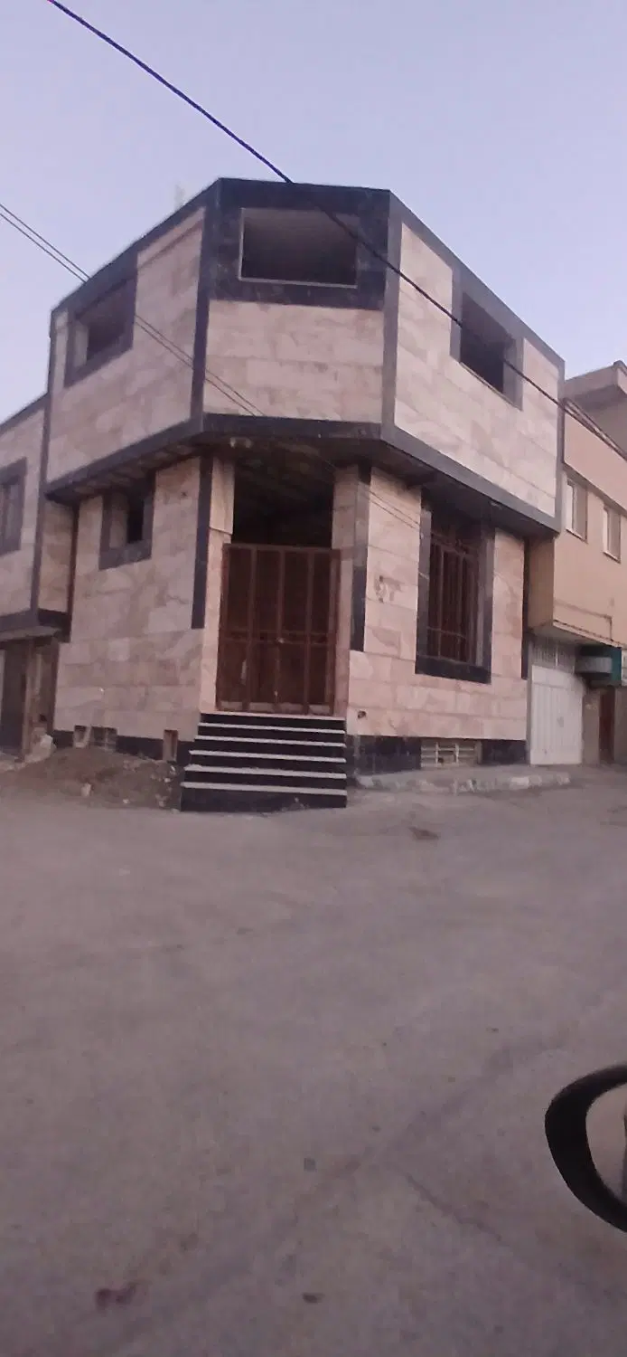 زمین با توجیح خوب ساخت خ جی خ شریعتی