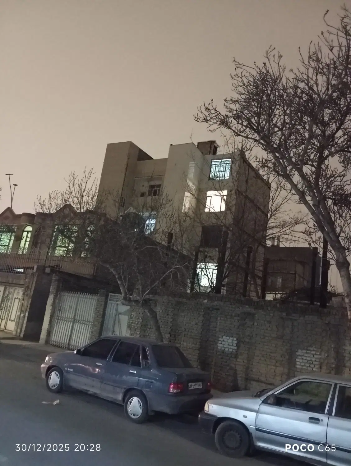 آپارتمان طبقه همکف