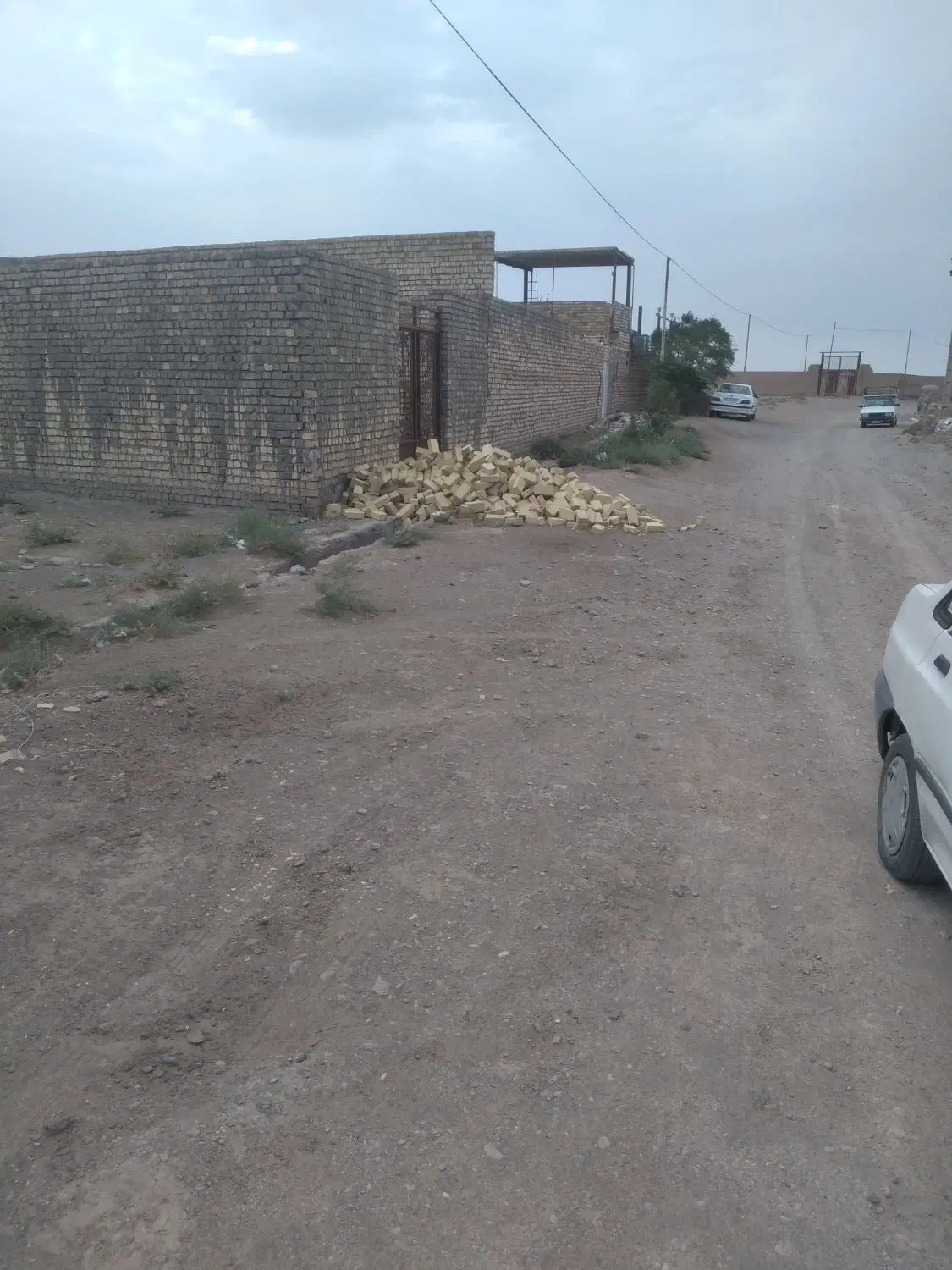 زمین فروشی قنوات روستای سراجه آماده ساخت