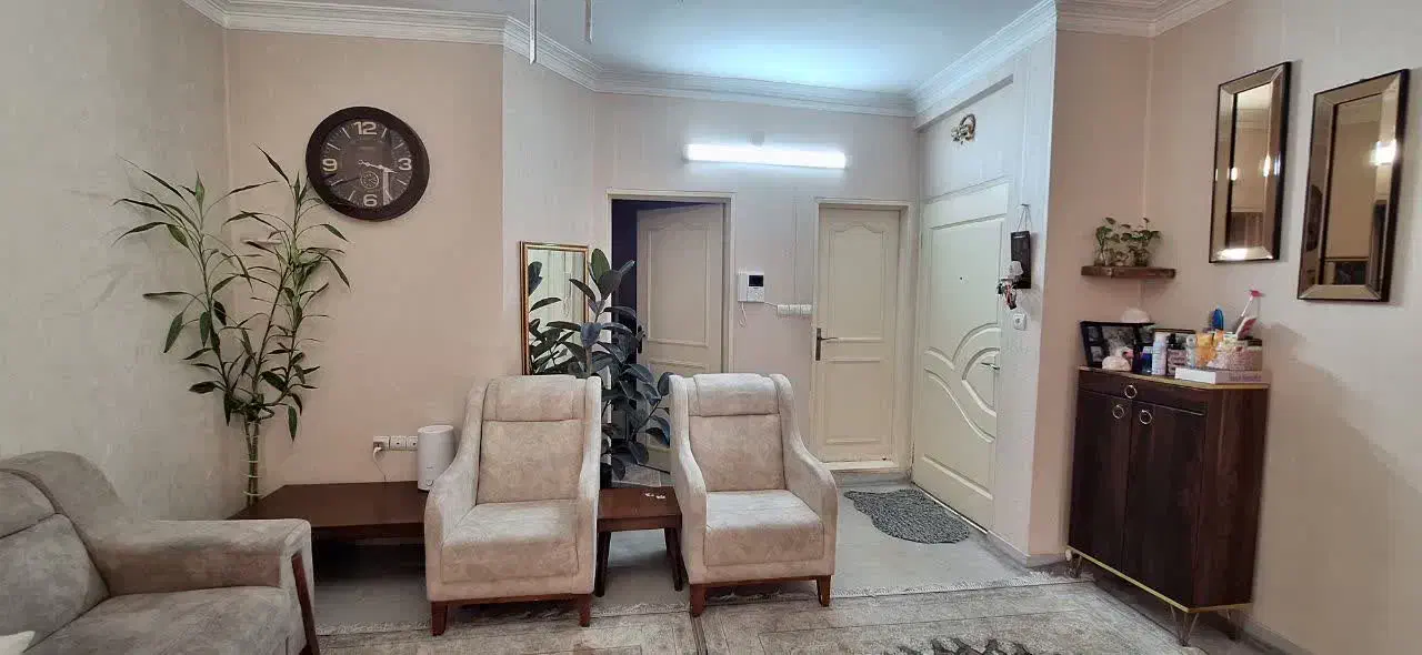 آپارتمان ۶۰ متری فول امکانات پارکینگداربریانک شرقی