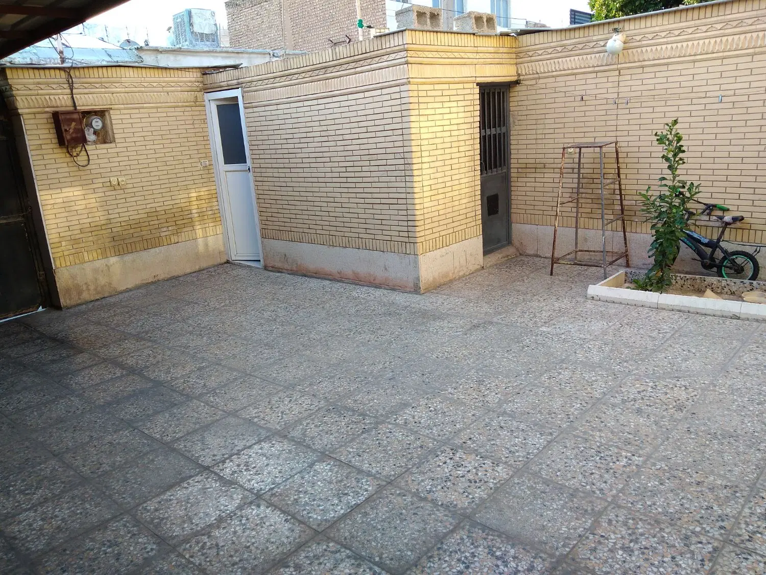 فروش خانه ویلایی دوطبقه تند گویان