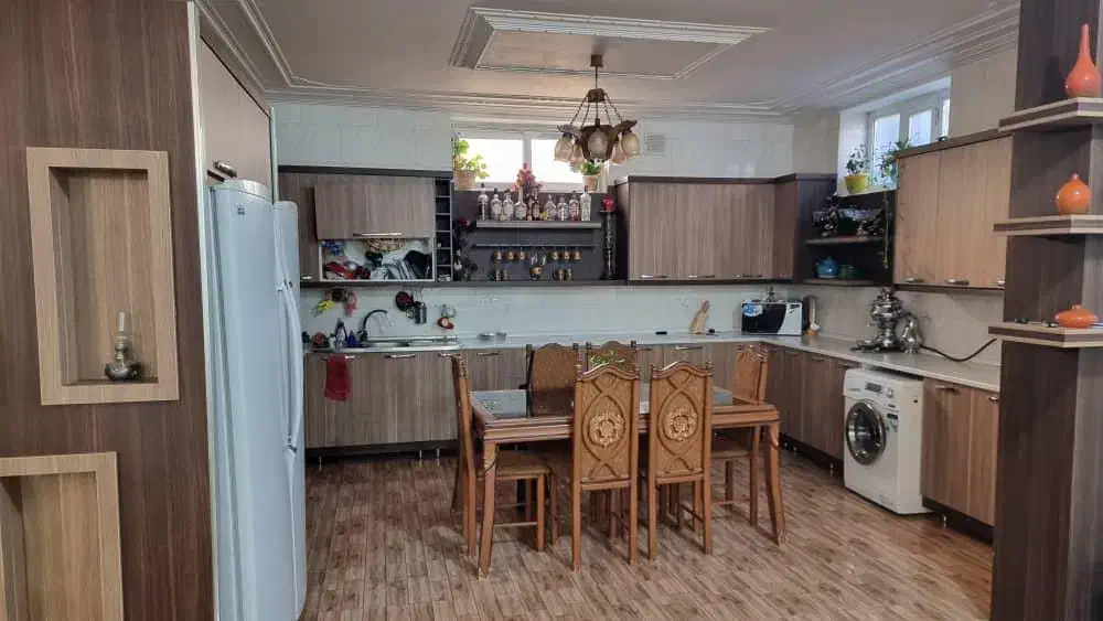 خانه ۱۰۰ متری در حشمتیه