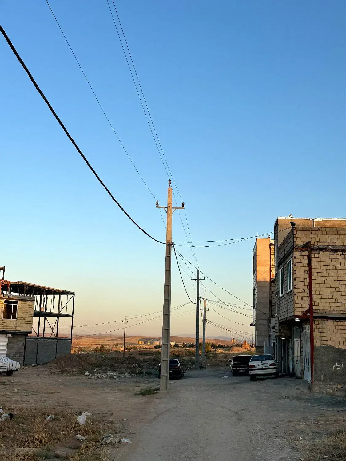 زمین مسکونی