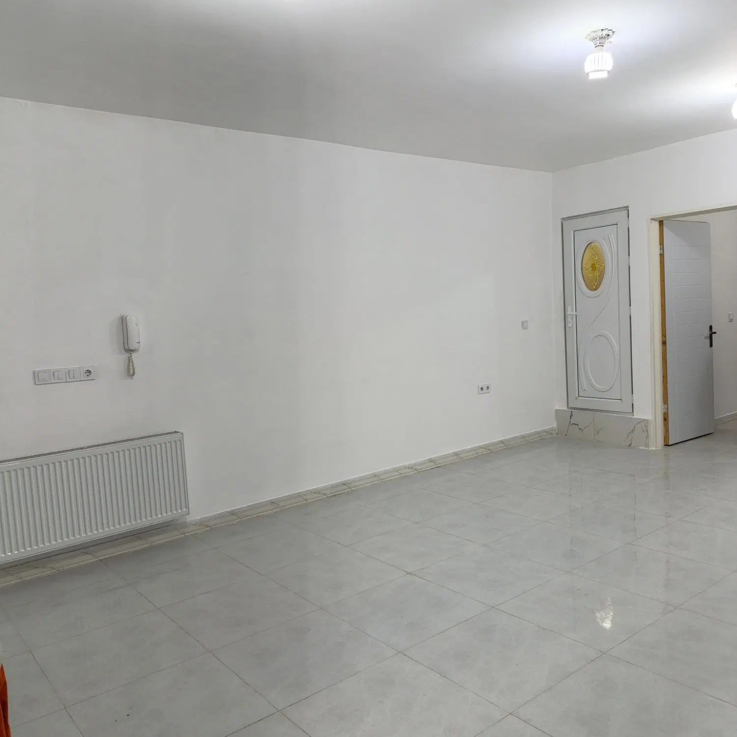 طبقه دوم خیابان گلشن