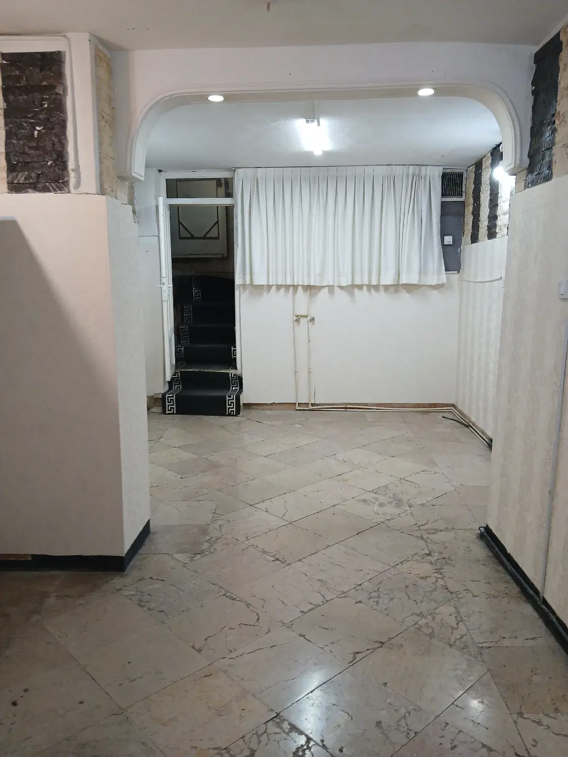 اجاره دفتر کار درب مستقل