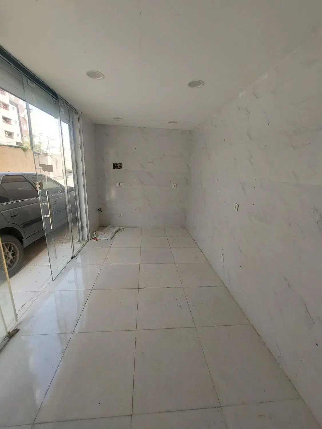 رهن واجاره مغازه ۱۵متری نزدیک شورای حل اختلاف
