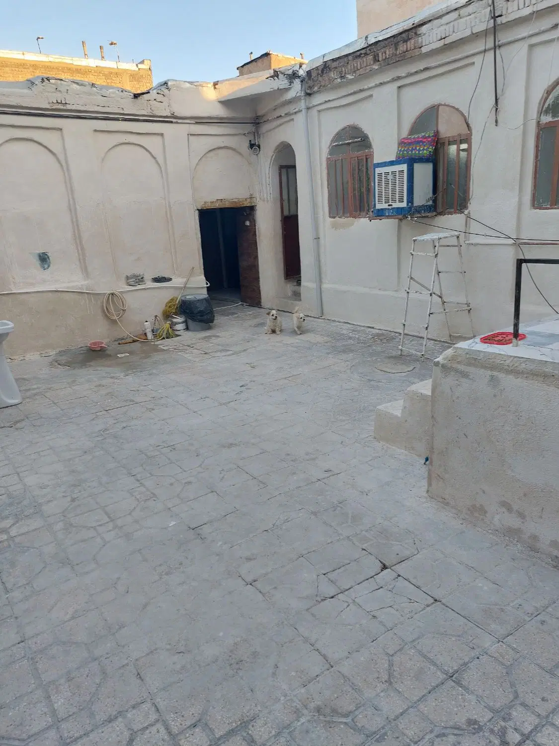 فروش خانه سنگ سیاه