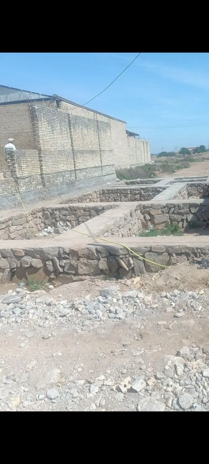 زمین رو به روی دادگستری حمیدیه